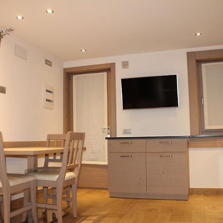 Pedrin'S House Apartment Livigno Exterior photo